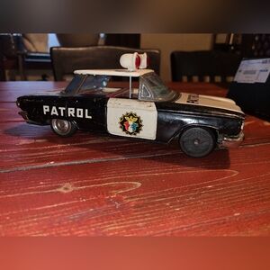 Vintage Tin Toy Police Car Patrol Friction Corvair Ichiko Japan 1960 cop metal